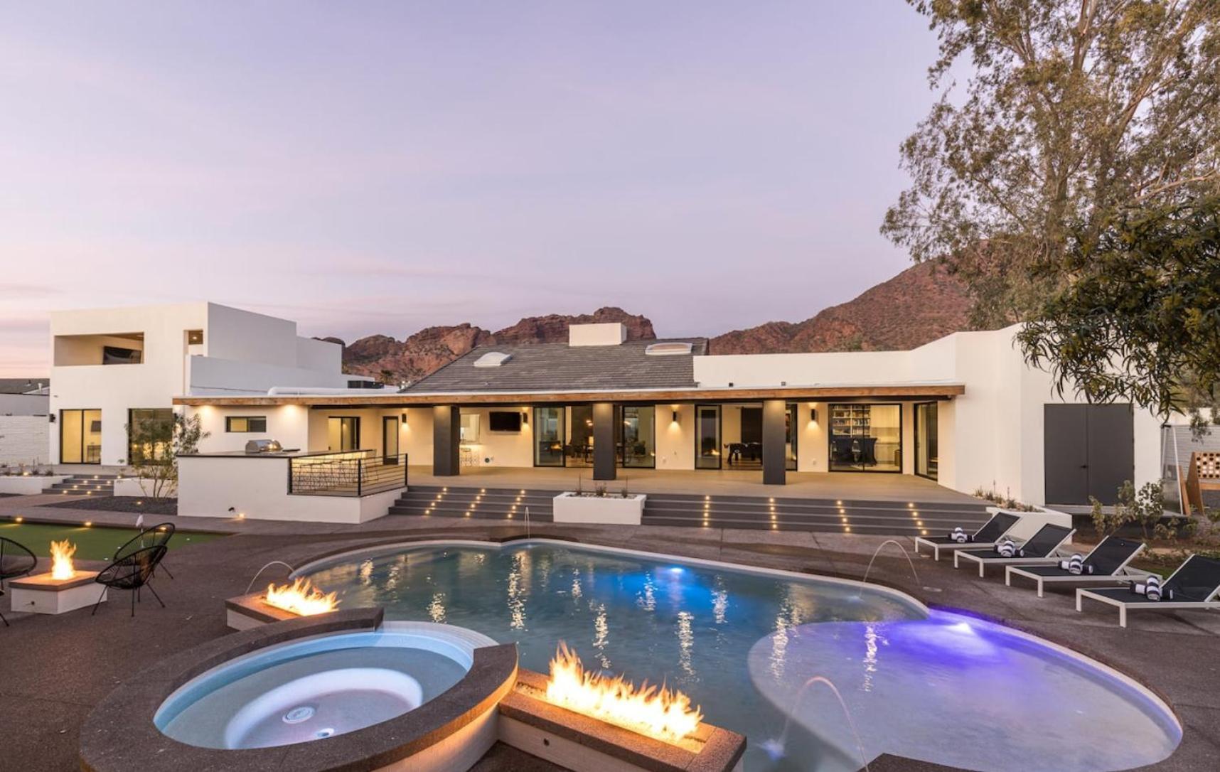 Luxury Micro-Resort, Theater, Sauna, Heated Pool Phoenix Exterior photo
